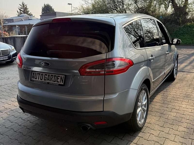 Gebraucht Ford S-MAX Titanium 203 PS (149 kW) 2010 Hypersilber metallic Van / Kleinbus