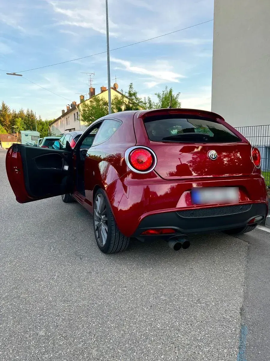 Gebraucht Alfa Romeo MiTo Quadrifoglio Verde 170 PS (125 kW) 2013 Rot Kleinwagen