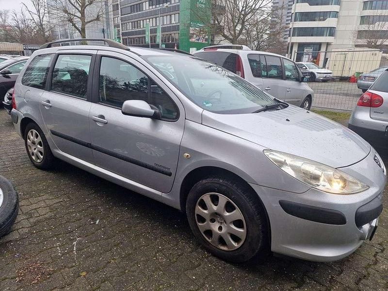 Gebraucht Peugeot 307 88 PS (64 kW) 2009 Silber Cabrio