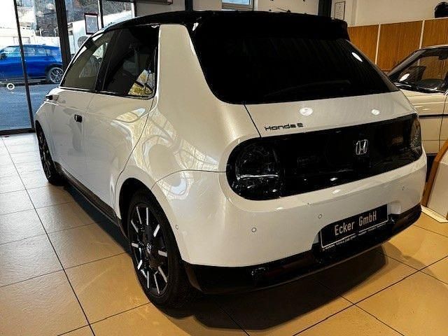 Gebraucht Honda e Advance 113 kW (154 PS) 2020 Weiß Kleinwagen