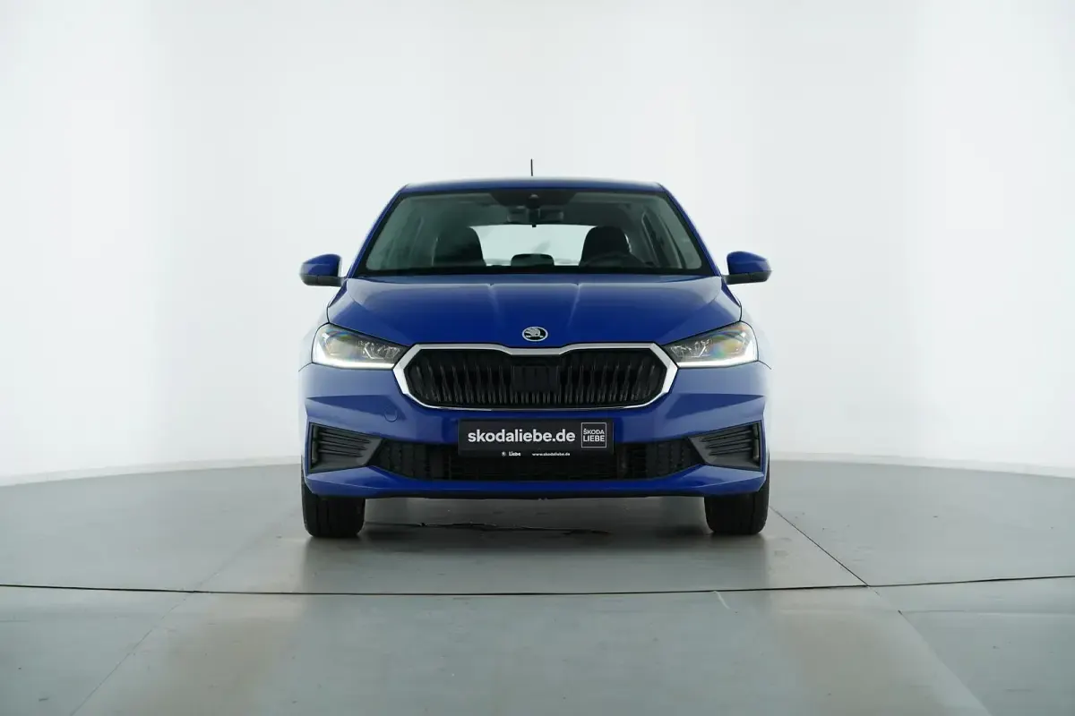 Gebraucht Skoda Fabia Tour 65 PS (47 kW) 2024 Energyblau Kleinwagen