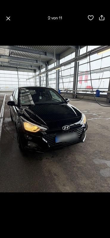 Gebraucht Hyundai i20 Edition 84 PS (61 kW) 2019 Schwarz Kleinwagen