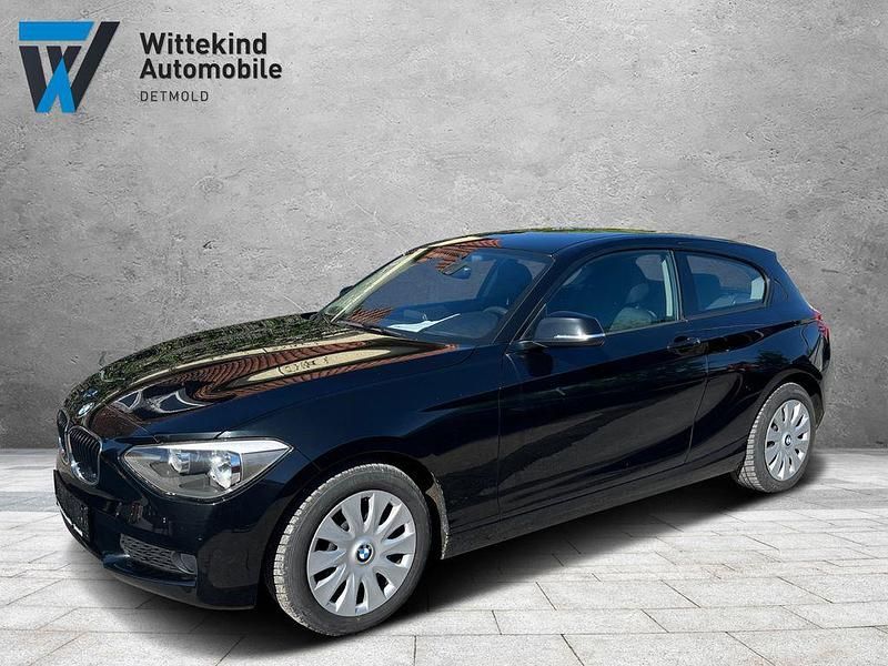 Schwarz Gebraucht 2013 BMW 116 Advantage Kleinwagen | 5.699 € (Fairer Preis) - Bild 1/4