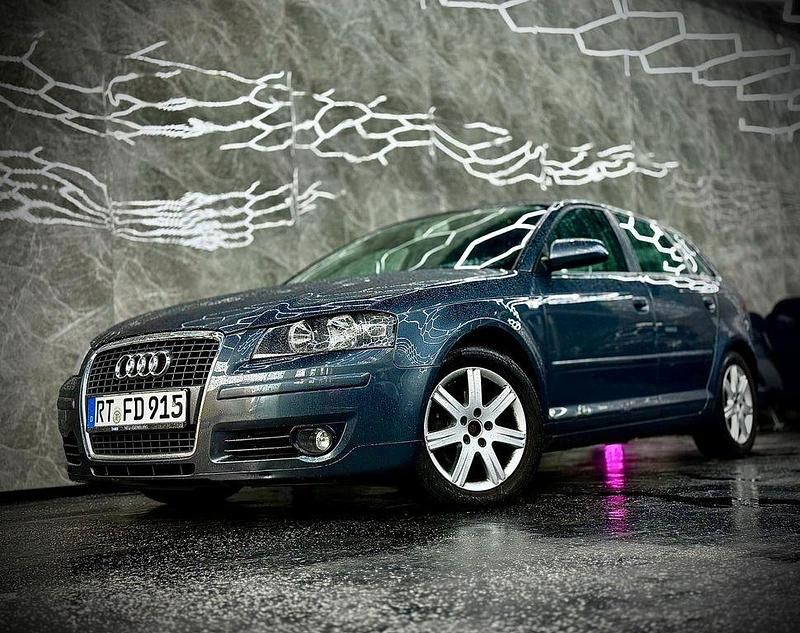 Grau Gebraucht 2006 Audi A3 Ambition Limousine | 4.999 € (Etwas zu teuer) - Bild 1/4