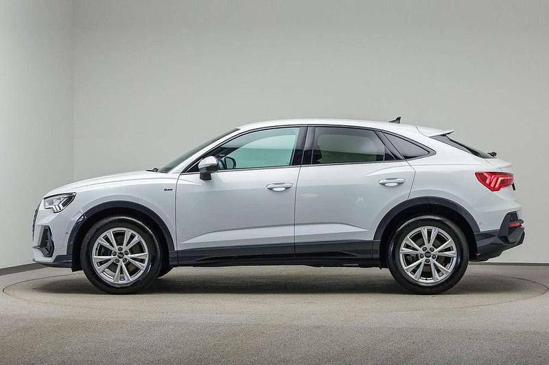 Gebraucht Audi Q3 S-Line 200 PS (147 kW) 2023 Gletscherweiß metallic (metallic) SUV