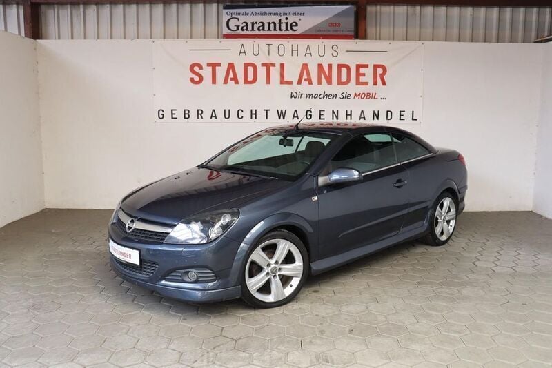 Gebraucht Opel Astra Cabriolet Cosmo 140 PS (102 kW) 2008 Metro m2 Cabrio