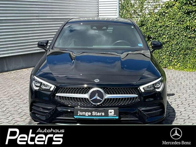 Gebraucht Mercedes CLA220 AMG line 190 PS (139 kW) 2021 Nachtschwarz Limousine