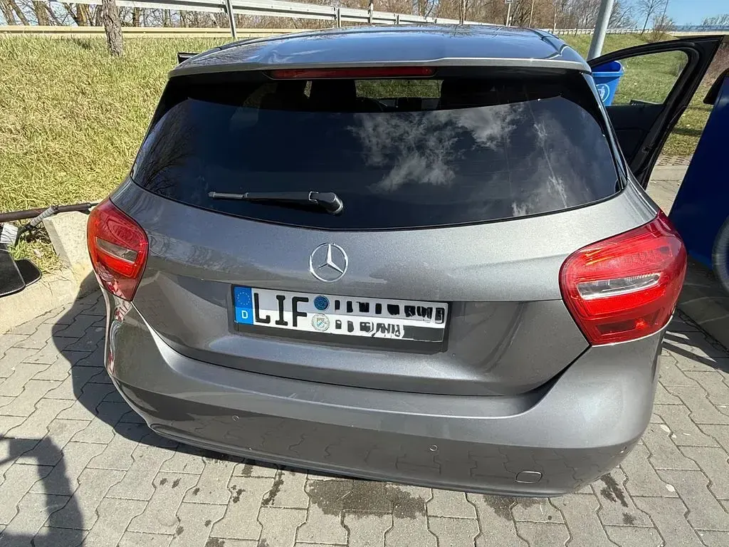 Gebraucht Mercedes A180 Style 122 PS (89 kW) 2017 Kleinwagen