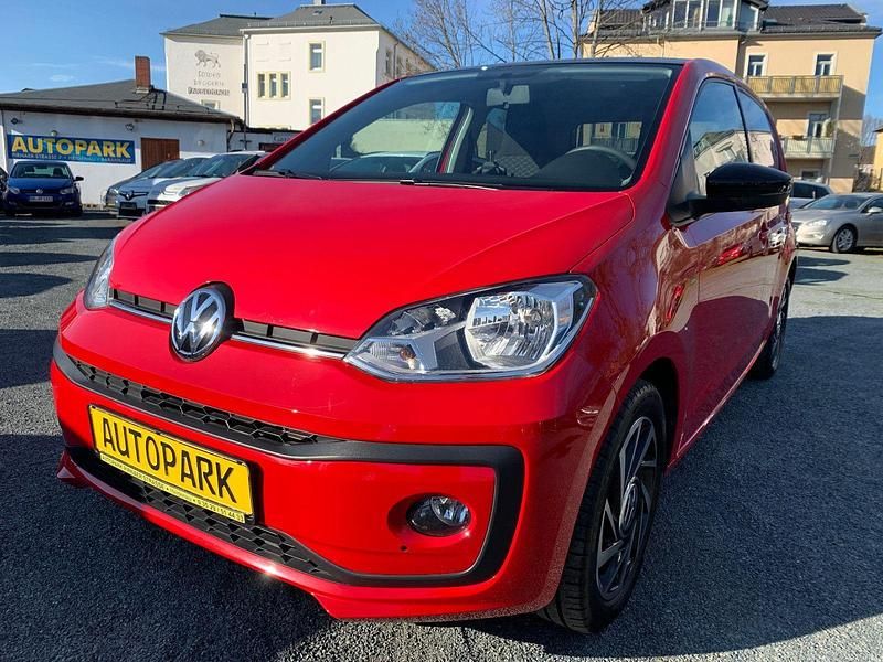 Second-hand VW up! Join 60 CP (44 kW) 2018 Roșu Hatchback