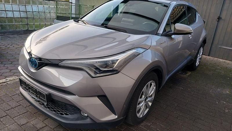 Grau Gebraucht 2019 Toyota C-HR Team SUV | 17.600 € (Guter Preis) - Bild 1/4