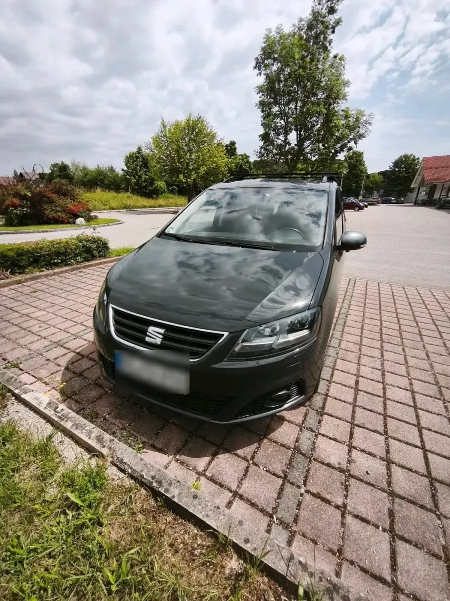 Gebraucht Seat Alhambra CONNECT 184 PS (135 kW) 2016 Grau Van / Kleinbus