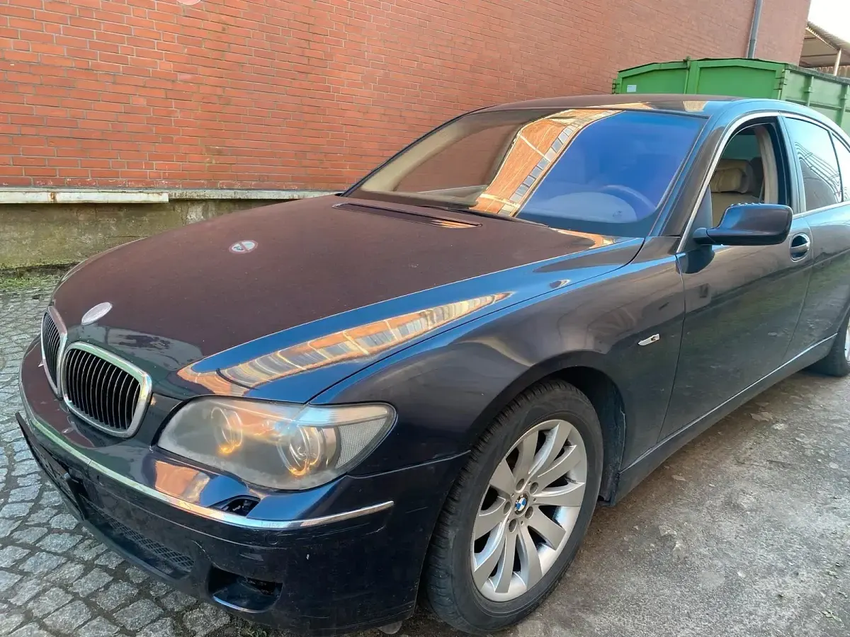 Gebraucht BMW 730 231 PS (169 kW) 2005 Blau Limousine