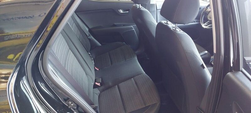 Gebraucht Kia Stonic Vision 116 PS (85 kW) 2020 Schwarz SUV