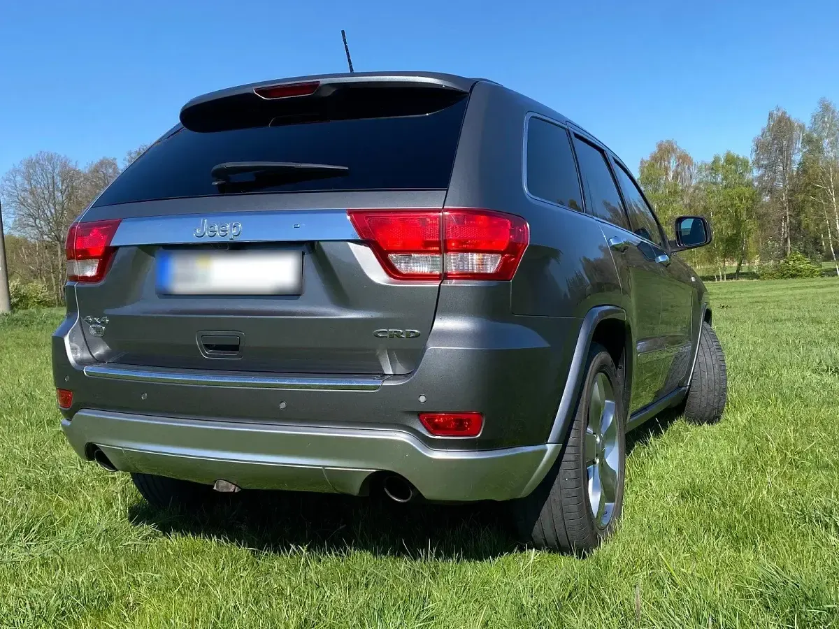 Gebraucht Jeep Grand Cherokee Overland 241 PS (177 kW) 2011 Grau SUV