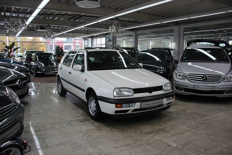 Gebraucht VW Golf III 75 PS (55 kW) 1993 Weiß Limousine