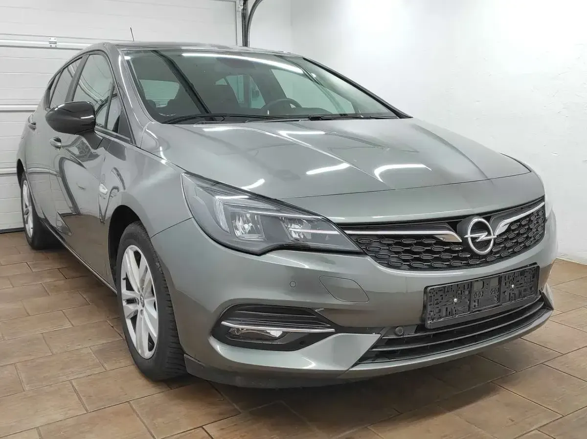 Używany Opel Astra 131 KM (96 kW) 2020 Szary Sedan/Limuzyna