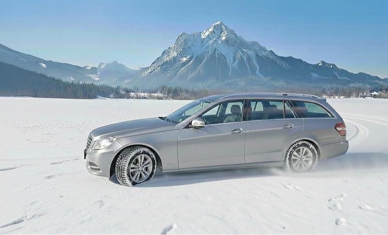 Gebraucht Mercedes E220 Avantgarde 170 PS (125 kW) 2012 Grau Kombi