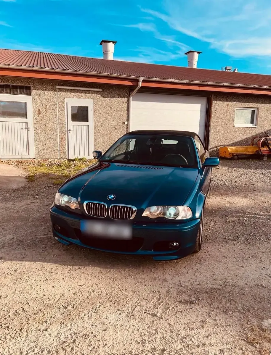 Gebraucht BMW 323 Cabriolet 170 PS (125 kW) 2000 Blau Cabrio