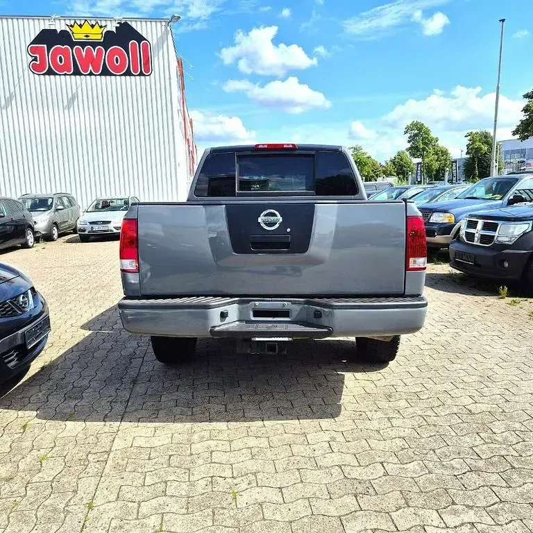 Gebraucht Nissan Titan 305 PS (224 kW) 2011 Schwarz Pickup
