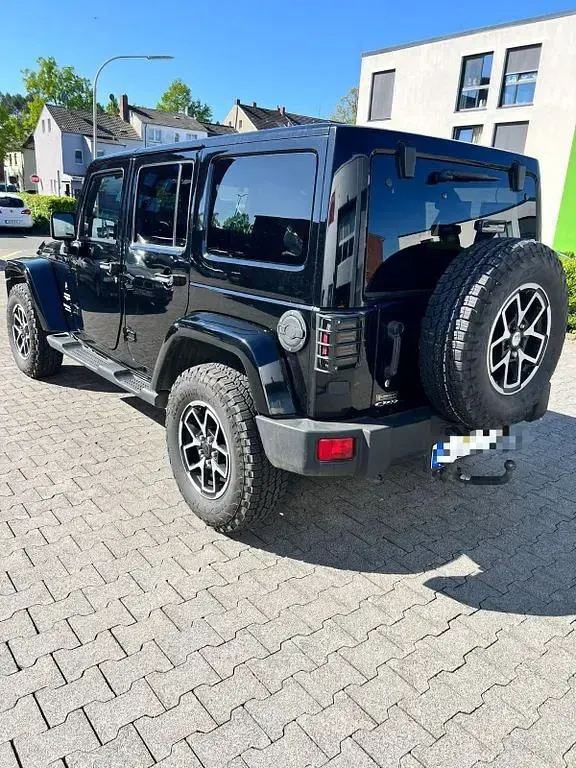 Gebraucht Jeep Wrangler Sahara 200 PS (147 kW) 2014 Schwarz SUV