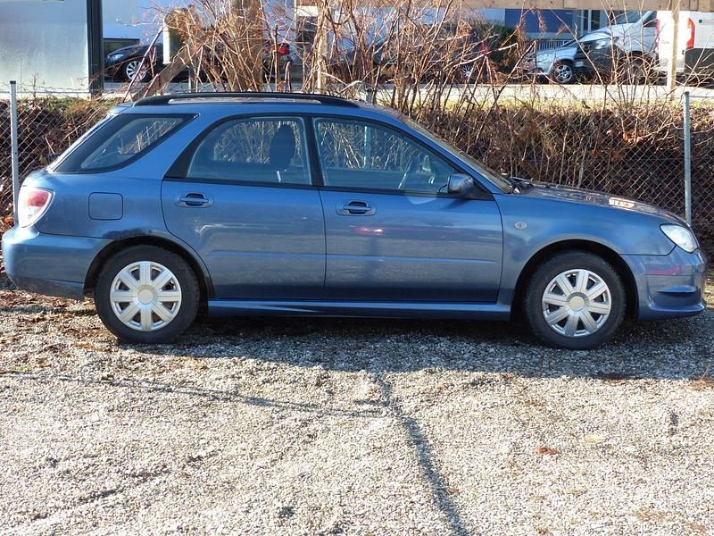 Gebraucht Subaru Impreza 105 PS (77 kW) 2007 Blau Kombi
