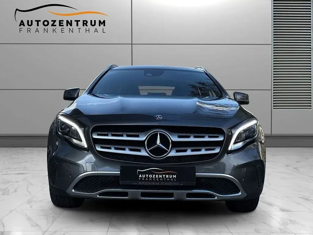 Gebraucht Mercedes GLA250 Business 211 PS (155 kW) 2018 Mountaingrau SUV