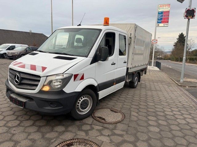 Weiß Gebraucht 2018 Mercedes Sprinter Van | 26.700 € (Fairer Preis) - Bild 1/4