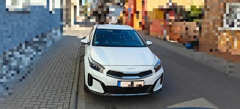 Gebraucht Kia XCeed Vision 160 PS (117 kW) 2023 Weiß SUV