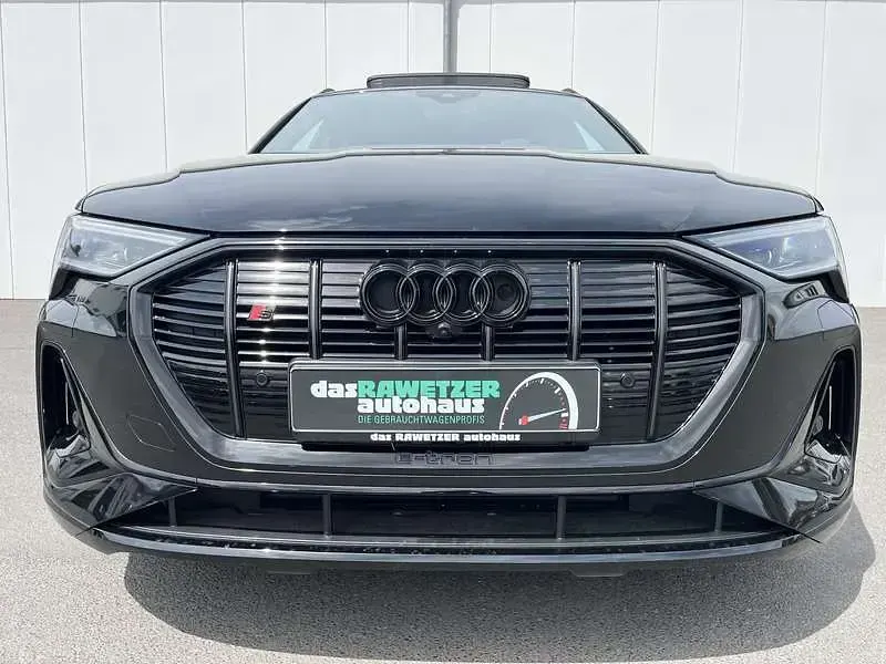 Gebraucht Audi e-tron Sport 369 kW (503 PS) 2022 Mythosschwarz SUV