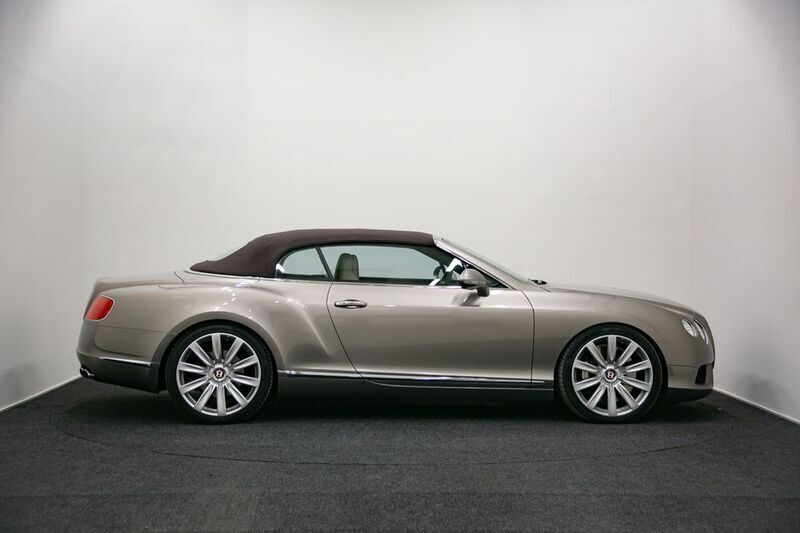 Gebraucht Bentley Continental GT Convertible 507 PS (372 kW) 2015 Beige Cabrio