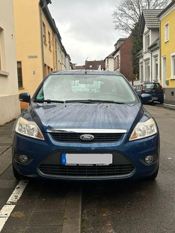 Gebraucht Ford Focus Titanium 101 PS (74 kW) 2008 Blau Kombi