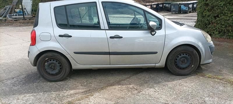 Second-hand Renault Modus 80 CP (58 kW) 2010 Gri Monovolum