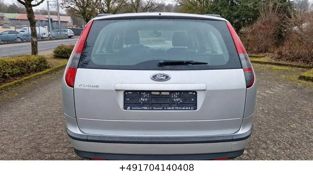 Gebraucht Ford Focus Ghia 145 PS (106 kW) 2005 Silber Kombi