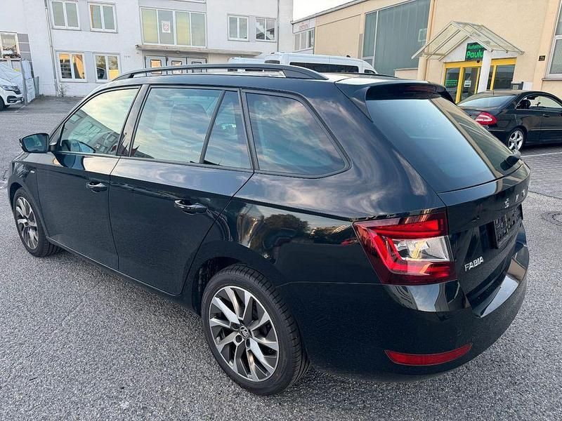 Black magic Gebraucht 2022 Skoda Fabia Best of Kombi | 12.490 € (Superpreis) - Bild 1/4
