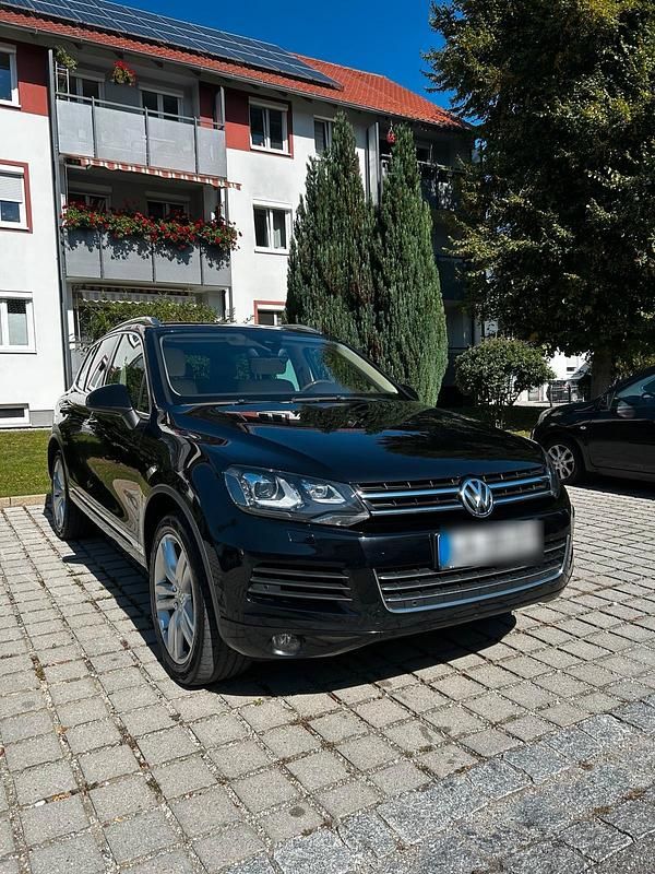 Schwarz Gebraucht 2013 VW Touareg SUV | 17.990 € (Fairer Preis) - Bild 1/4