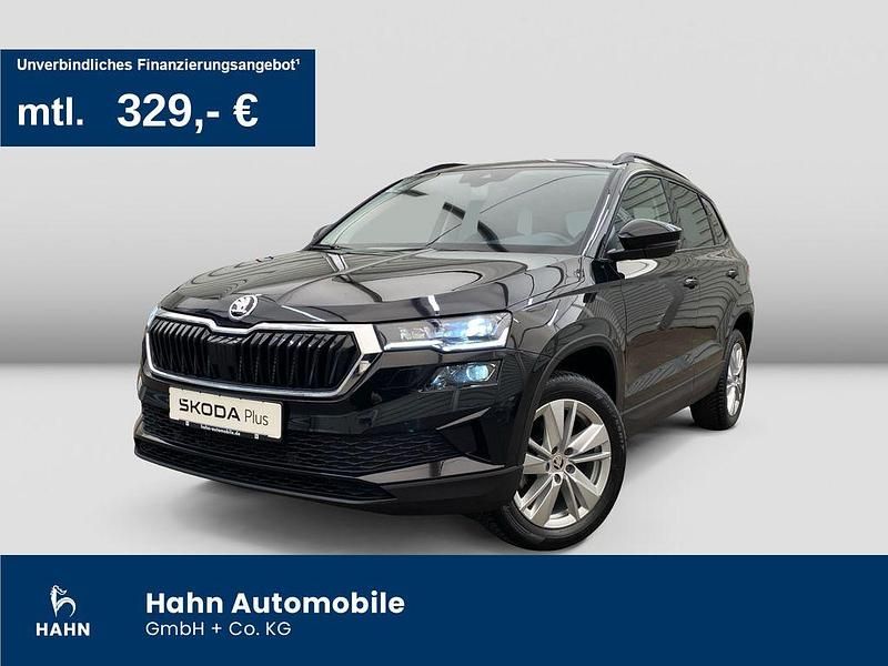 Schwarz Gebraucht 2024 Skoda Karoq Selection SUV | 31.499 € (Fairer Preis) - Bild 1/3