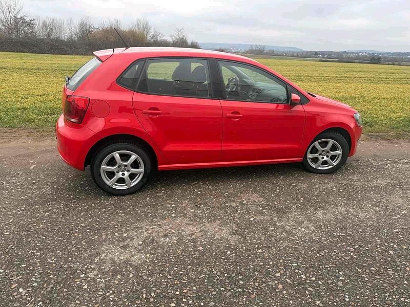 Gebraucht VW Polo 100 PS (73 kW) 2013 Rot Kleinwagen