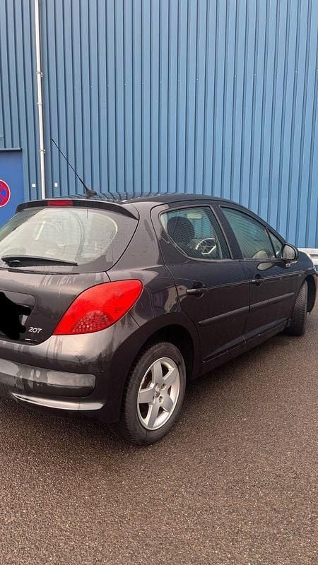 Gebraucht Peugeot 207 95 PS (69 kW) 2008 Schwarz Kombi