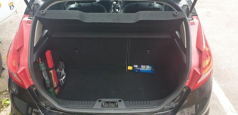 Gebraucht Ford Fiesta Titanium 82 PS (60 kW) 2011 Schwarz Kleinwagen