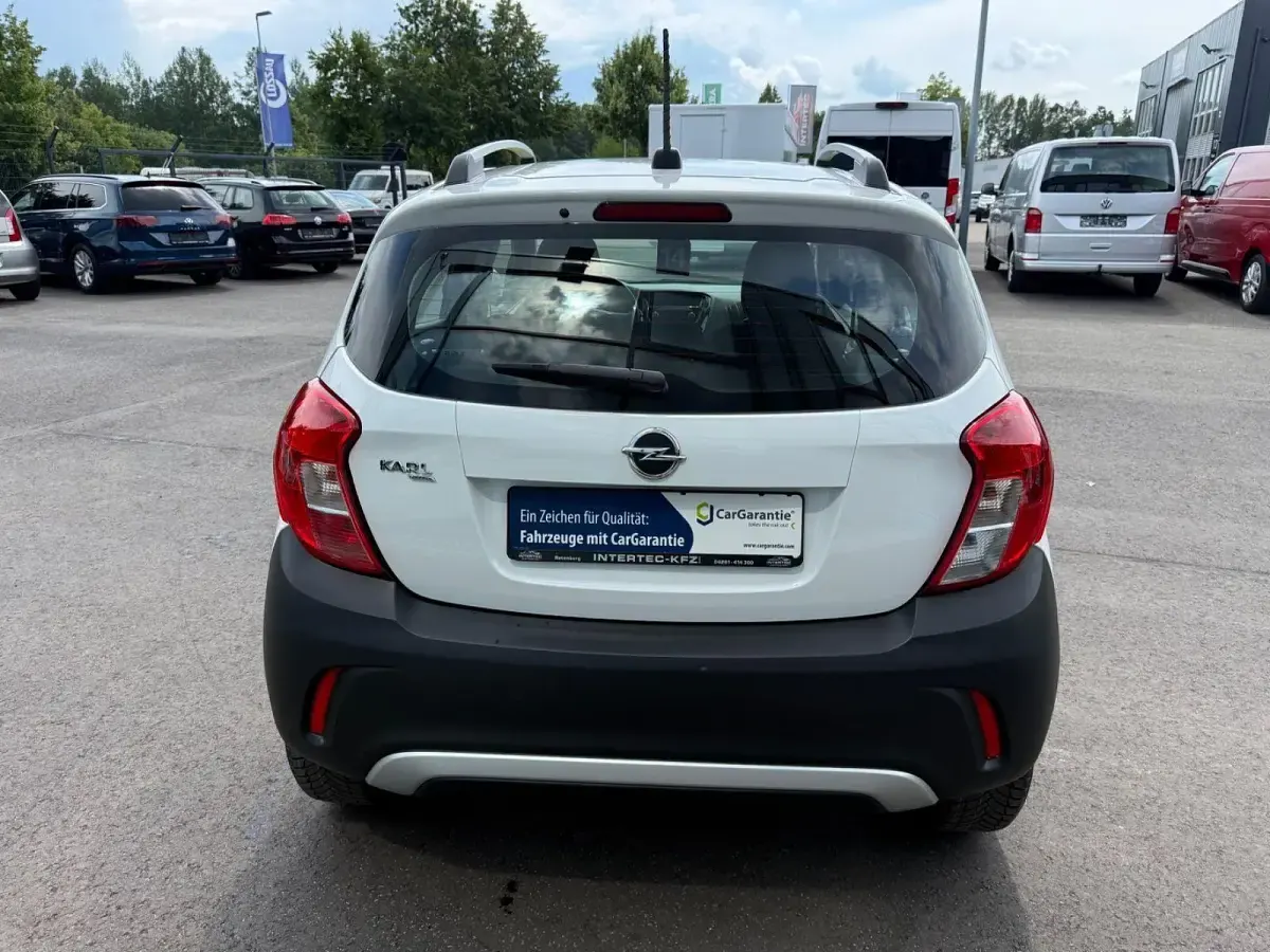 Gebraucht Opel Karl Rocks 75 PS (55 kW) 2018 Weiß Kleinwagen