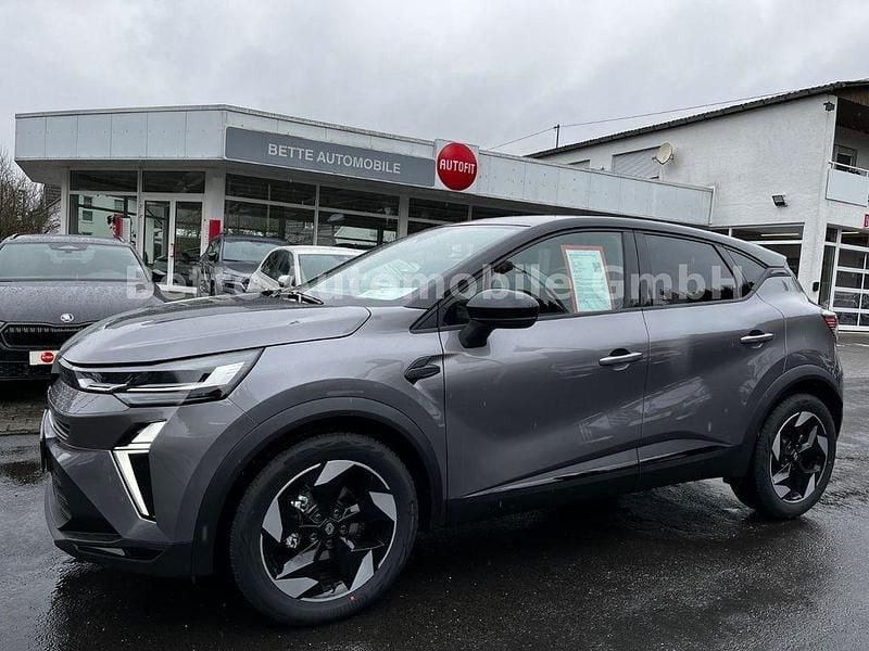 Neu Renault Captur Techno 140 PS (102 kW) 2026 Grau SUV