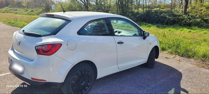 Gebraucht Seat Ibiza 60 PS (44 kW) 2011 Weiß Kleinwagen