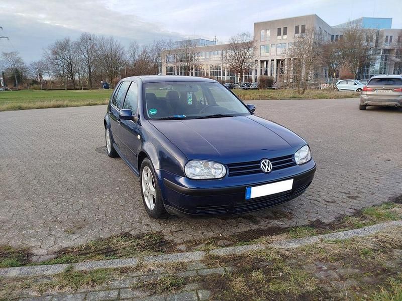 Blau Gebraucht 1998 VW Golf Limousine | 999 € (Guter Preis) - Bild 1/4