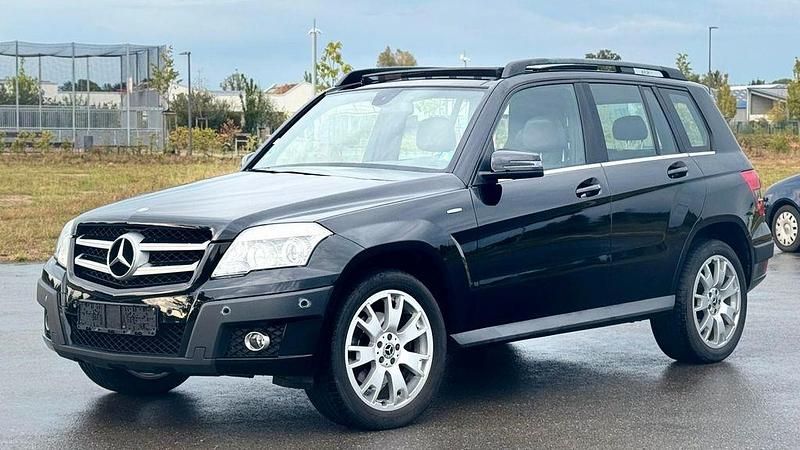 Schwarz Gebraucht 2009 Mercedes GLK220 SUV | 5.900 € (Guter Preis) - Bild 1/4