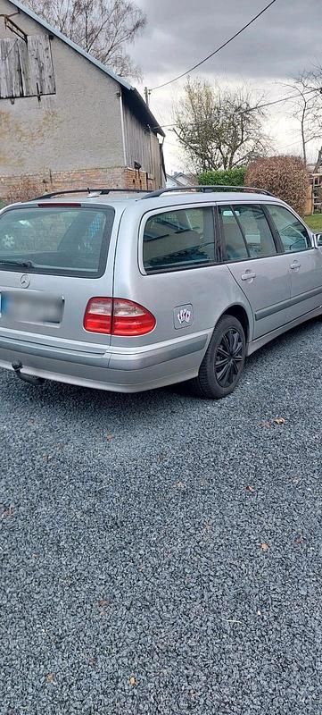 Gebraucht Mercedes E320 224 PS (164 kW) 2002 Silber Kombi