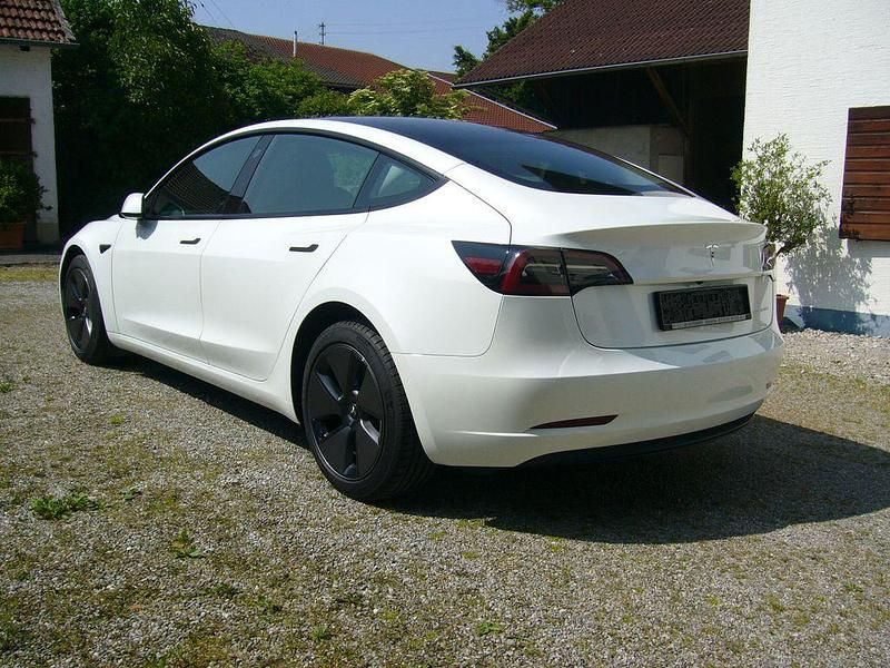 Gebraucht Tesla Model 3 Long Range AWD 366 kW (498 PS) 2022 Weiß Limousine