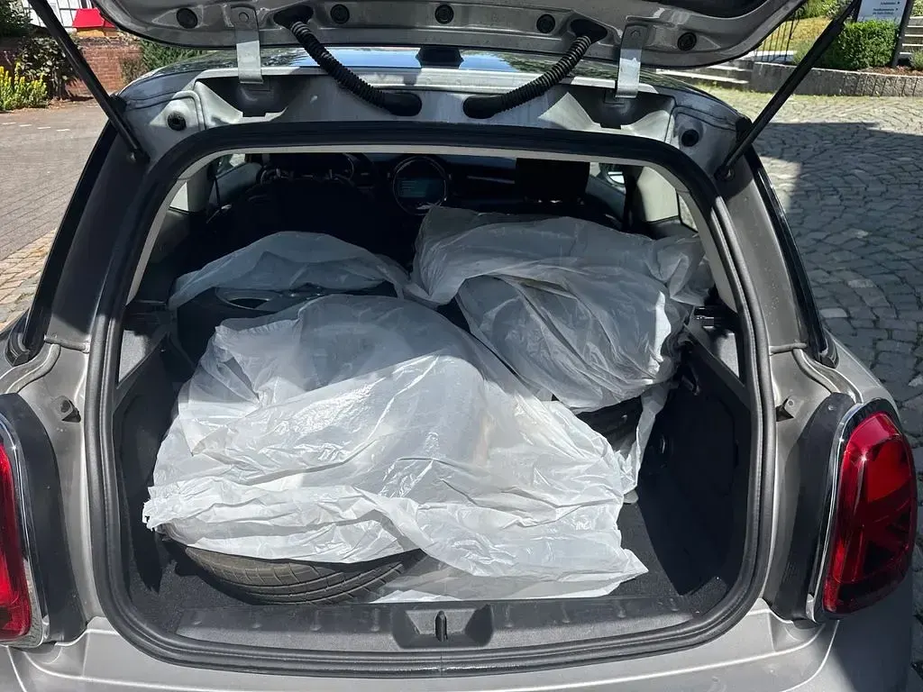 Gebraucht Mini Cooper 136 PS (100 kW) 2023 Silber Kleinwagen
