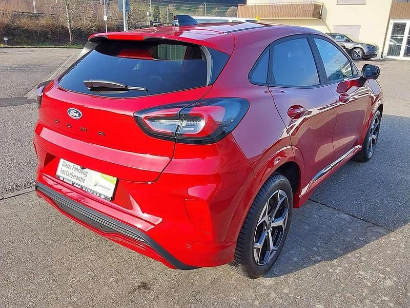 Gebraucht Ford Puma ST-Line 155 PS (114 kW) 2025 Fantastic red SUV