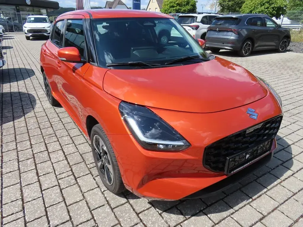 Gebraucht Suzuki Swift Comfort+ 83 PS (61 kW) 2026 Orange Kleinwagen