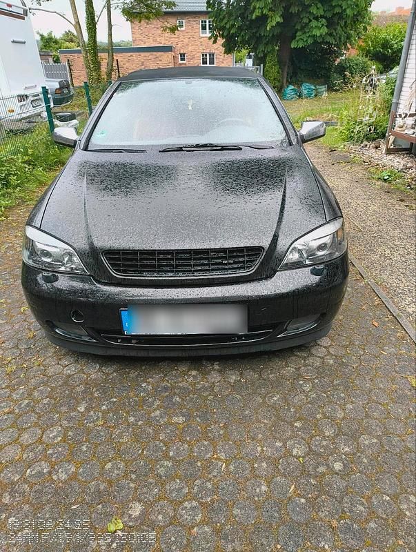 Schwarz Gebraucht 2001 Opel Astra Cabriolet Cabrio | 900 € (Guter Preis) - Bild 1/4